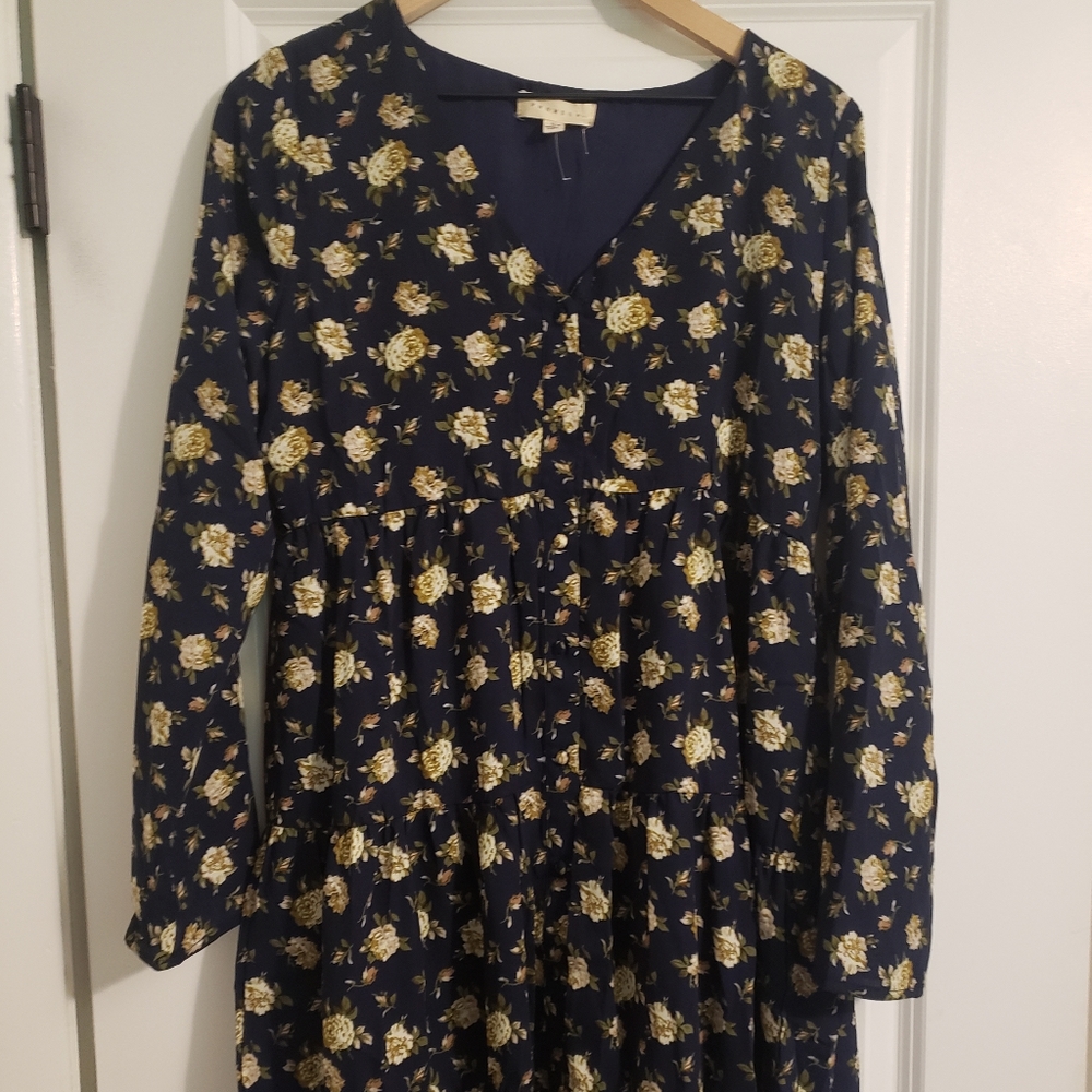 Navy blue floral long sleeve dress